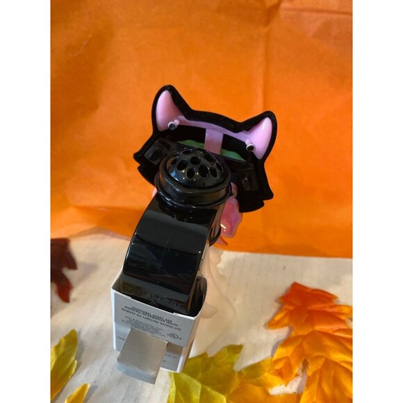 Bath & Body Works Halloween Spooky Kitty Wallflower Plug -Scent Control & Refill - Picture 3 of 9